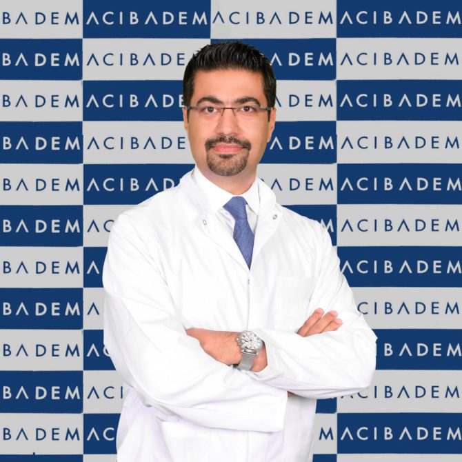 Alzheimer farkındalığı için gerçek hedeflerine sanal koştular