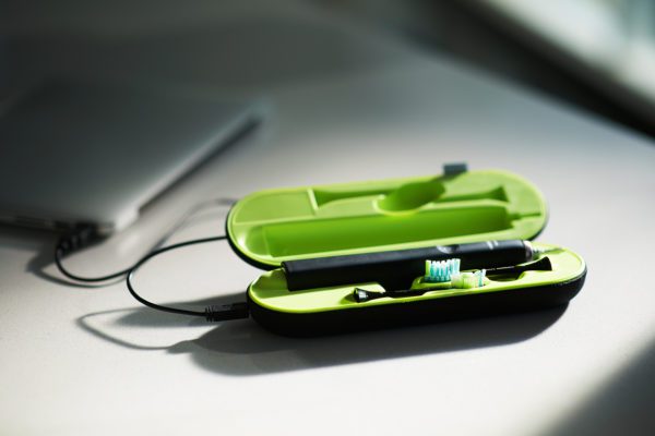 Philips ağız ve diş sağlığının önemine dikkat çekiyor! Konfor sağlayan Philips’in Sonic Elektrikli Diş Fırçası markası Philips Sonicare ile diş sağlığını ve temizliğini bir üst seviyeye taşıyor.