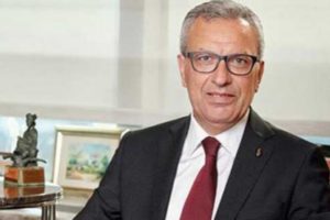 Adnan Bali, İş Bankası Fon Yönetimi Müdürlüğü’nde 1994 yılında müdür yardımcısı, 1997 yılında grup müdürü olarak görev yaptı.