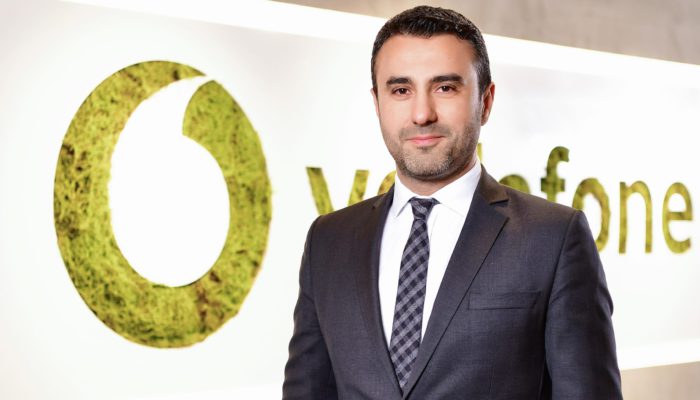 Vodafone Türkiye’nin bu yönde oluşturulan yeni İcra Kurulu Başkan Yardımcılığı pozisyonuna, 1 Mayıs 2021 itibarıyla Levent Gemici atandı.