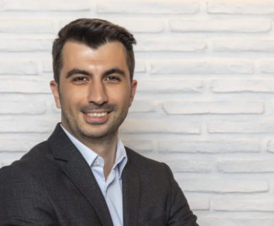 Sanofi Türkiye’de Finans Operasyonları ve Hazine Müdürü olarak görev yapan Orhan Eren, Haziran 2022 itibari ile, Türkiye, İran ve Levant Finans Direktörü oldu.